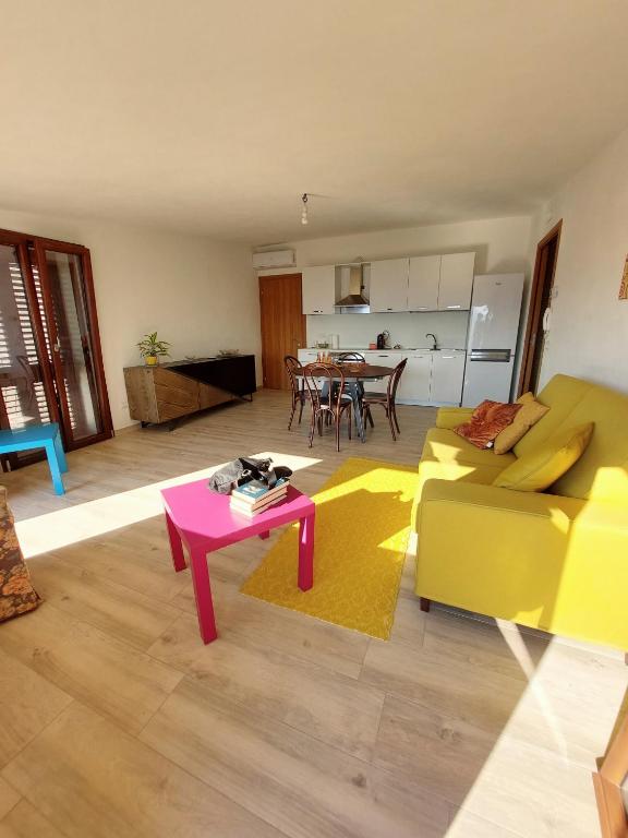 Posezení v ubytování Attico Panoramico Baunei