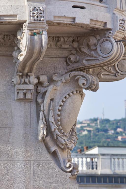 Fotografie z fotogalerie ubytování Palace Suite v Terstu