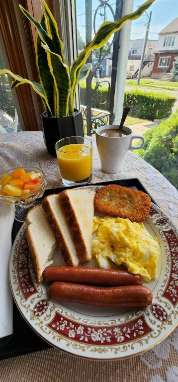 Ảnh trong thư viện ảnh của Anna's Bed & Breakfast ở Niagara Falls