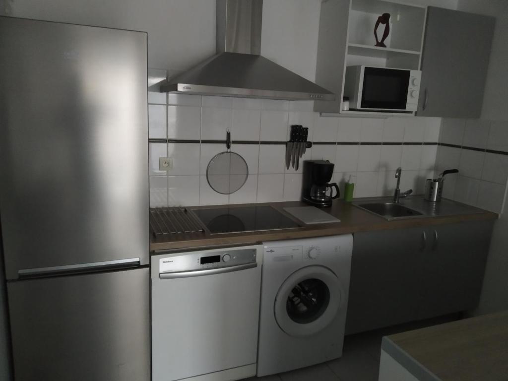 Kuchnia lub aneks kuchenny w obiekcie A Poitiers, 2 chambres, très bel appartement de 65 m2
