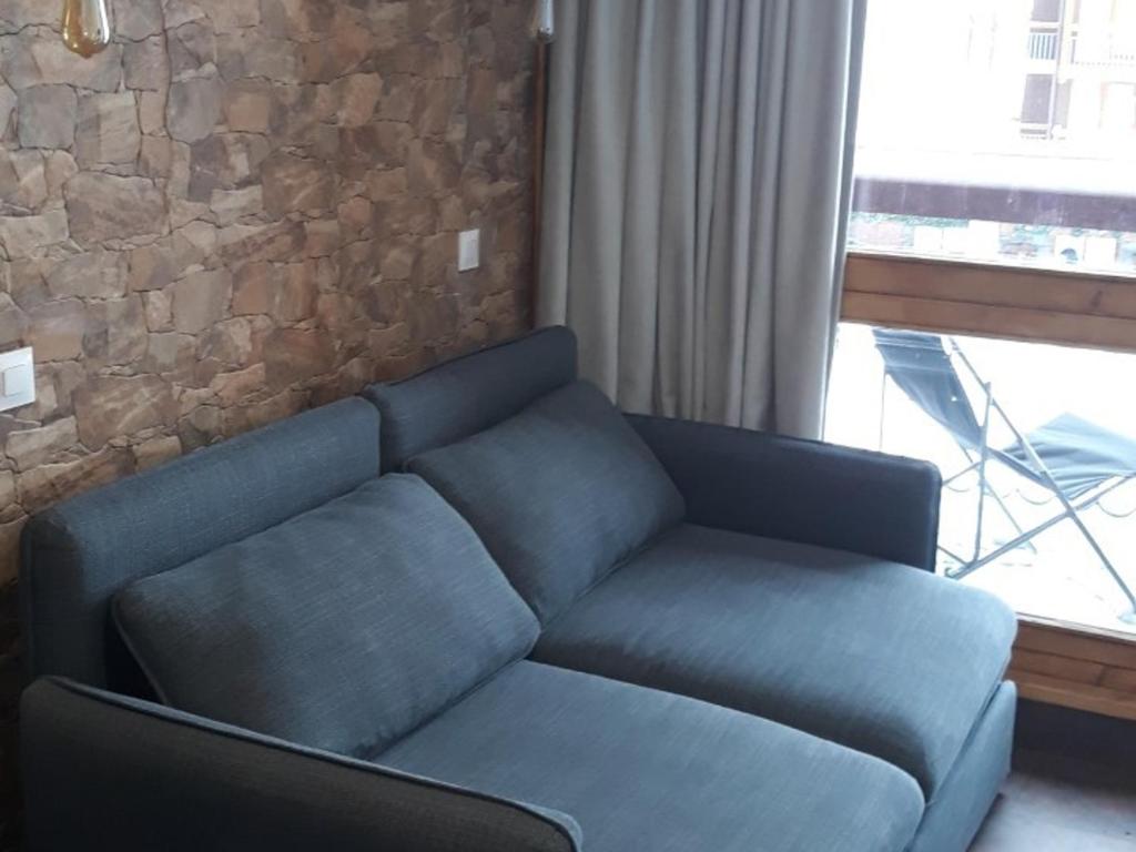 Studio rénové ski aux pieds avec balcon, 5 couchages