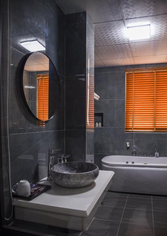 Lotus Hotel Ninh Bình - 13