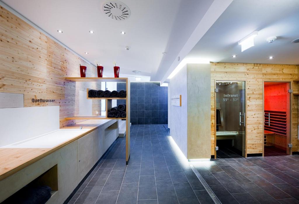 Koupelna v ubytování Alpenhotel Perner