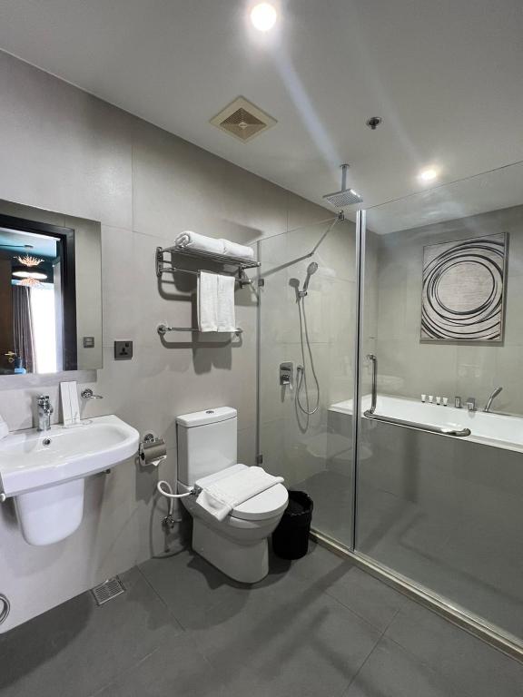 Koupelna v ubytování AEON SUITES Staycation