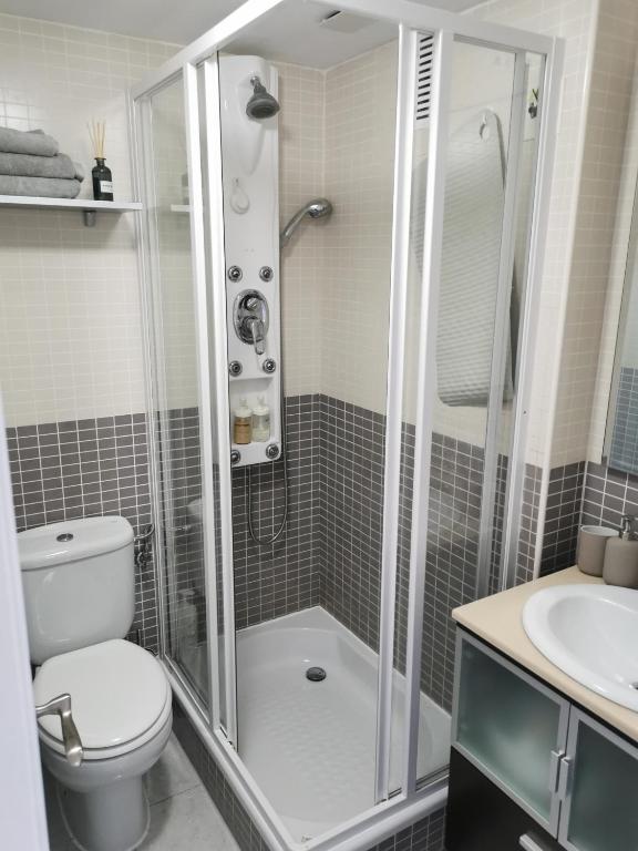 Fotografie z fotogalerie ubytování Sea-view apartment with pool v destinaci Torrevieja