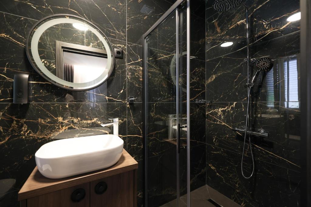 Łazienka w obiekcie City Premium Rooms Old town