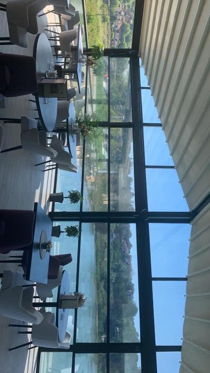 Restoran atau tempat lain untuk makan di Jezero Kudrec