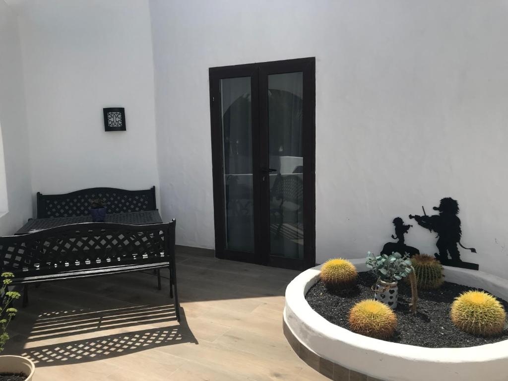 A seating area at Casa Dylan