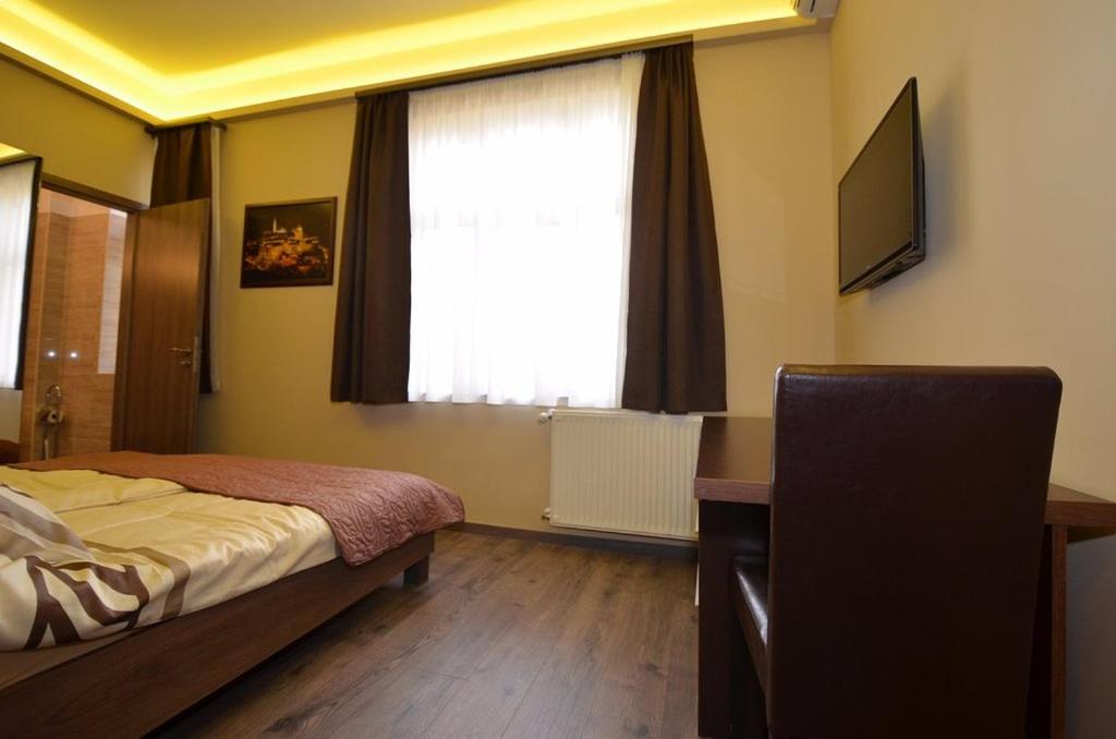 TV a/nebo společenská místnost v ubytování Fig Tree House