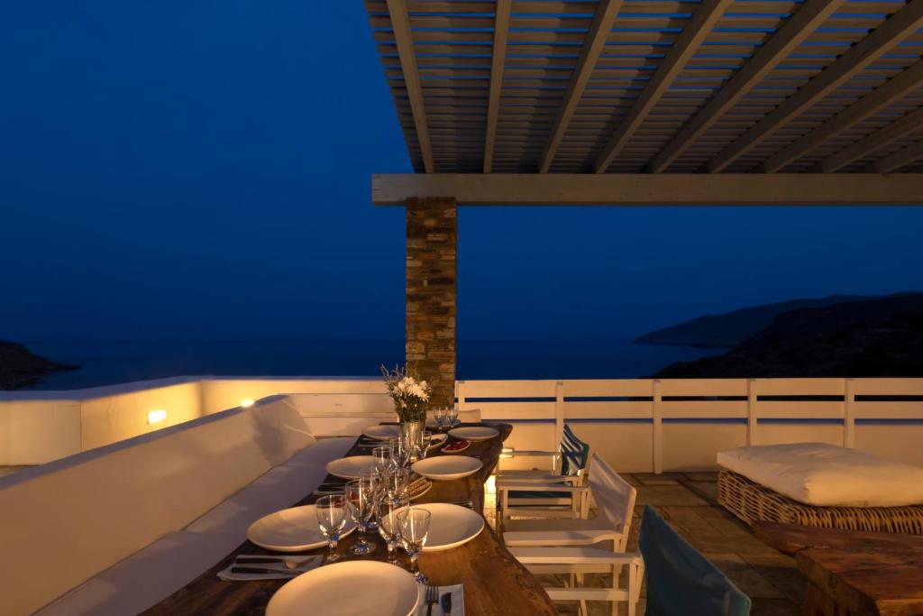 Luxury villa by the beach, Άνδρος – Ενημερωμένες τιμές για το 2023