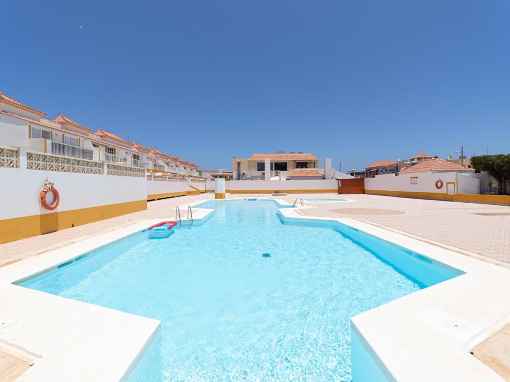 Apartamento Moderno en El Castillo con piscina