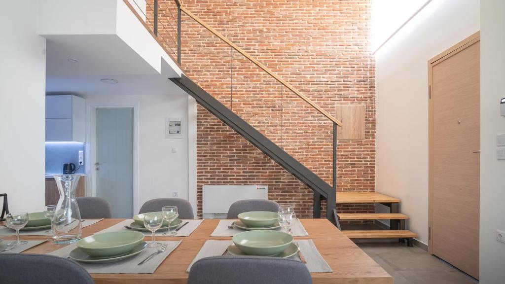 A brand new, beautifully decorated maisonette. - Housity