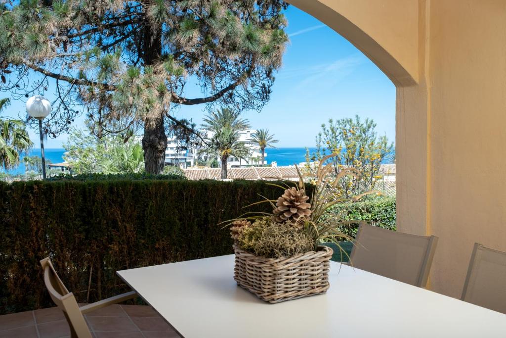 Playa & Beach Apartments Mijas Costa & Fuengirola by ALFRESCO STAYS - Apartment With Garden View