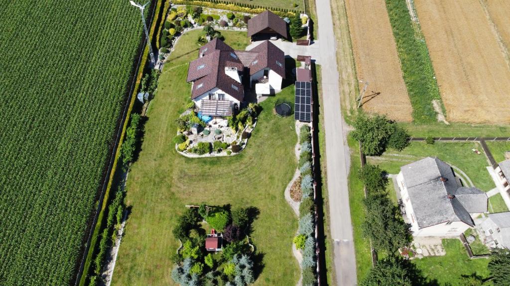Pohľad z vtáčej perspektívy na ubytovanie Urokliwy Zakątek to apartament tylko dla Państwa