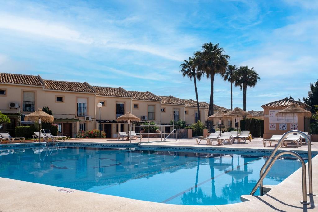 Family & Beach Apartments Mijas Costa & Fuengirola by ALFRESCO STAYS