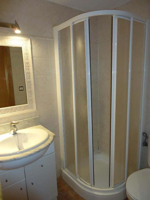 Koupelna v ubytování Apartamentos Casa Esperanza - Ordesa