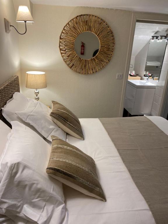 Postel nebo postele na pokoji v ubytování Hotel l'Avenue