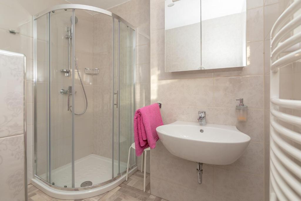 Koupelna v ubytování Apartments Fine Stay Slovenia