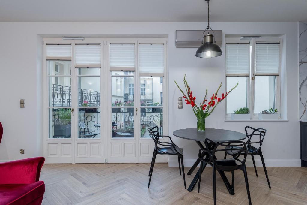 Posedenie v ubytovaní Apartament w centrum Krakowa 109