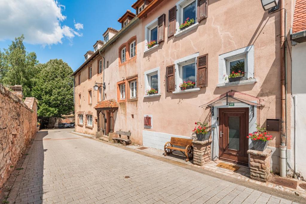 Havre de paix au pied du château et des remparts - Casa Con Due Camere Da Letto