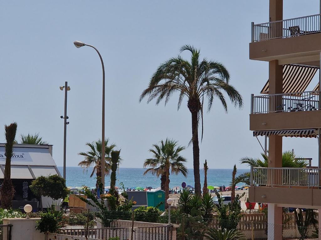 MIYAS 1, Primera línea de playa, Benimagrell – Precios ...