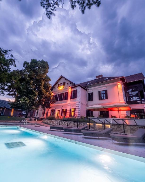 Bazén v ubytování Boutique Hotel Annuska nebo v jeho okolí