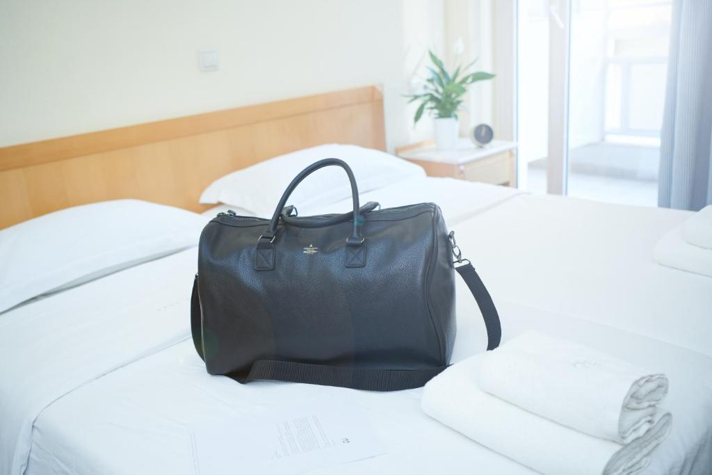 Telioni Hotel - Resim 6