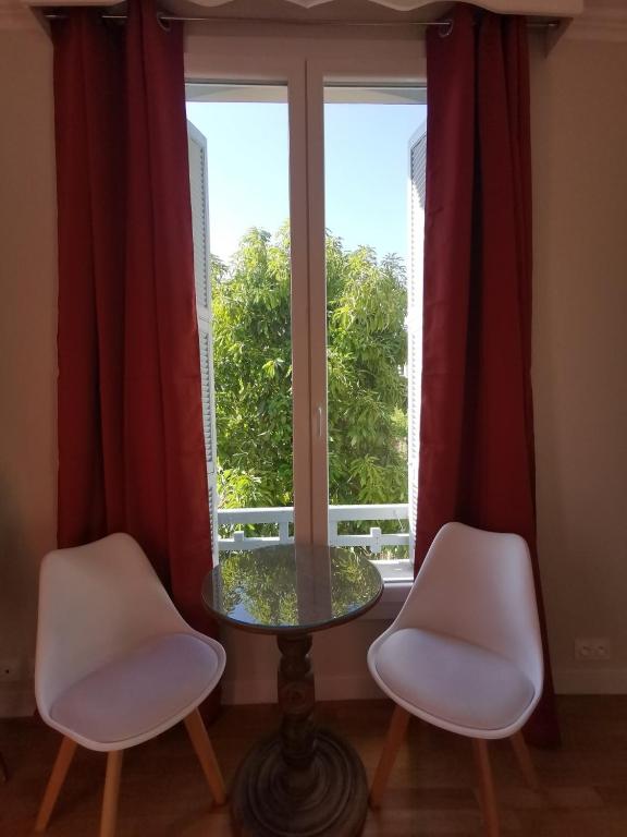 Chambre privée luxueuse Villa Monte 0ropa - Habitación Doble Con Vista Al Jardín