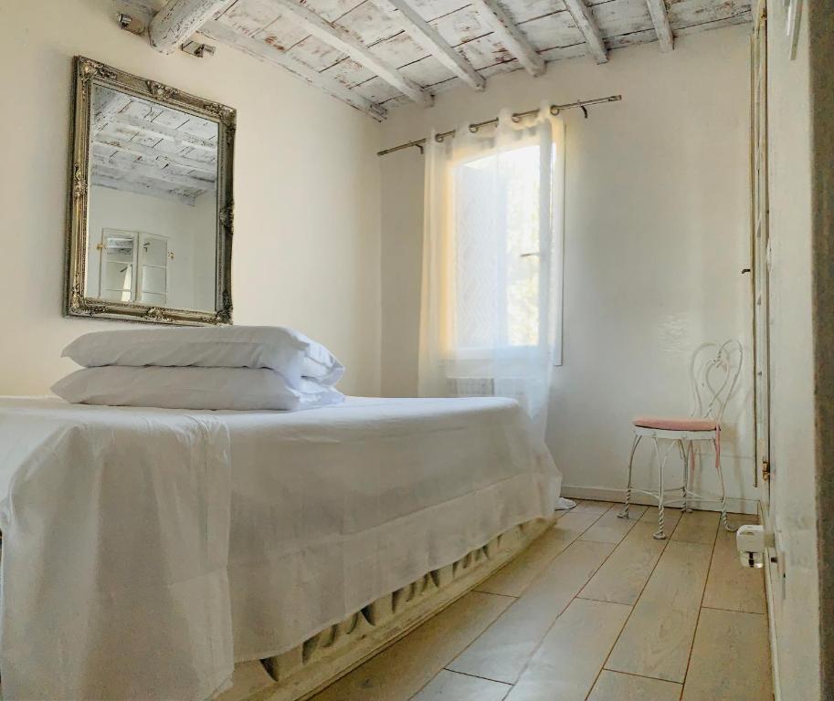 Oro Blanco - One-Bedroom Apartment