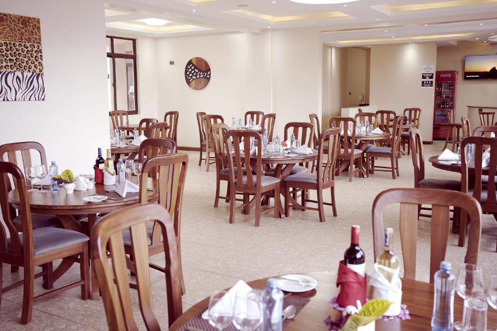 Restaurace v ubytování Hotel Comster Mtwapa