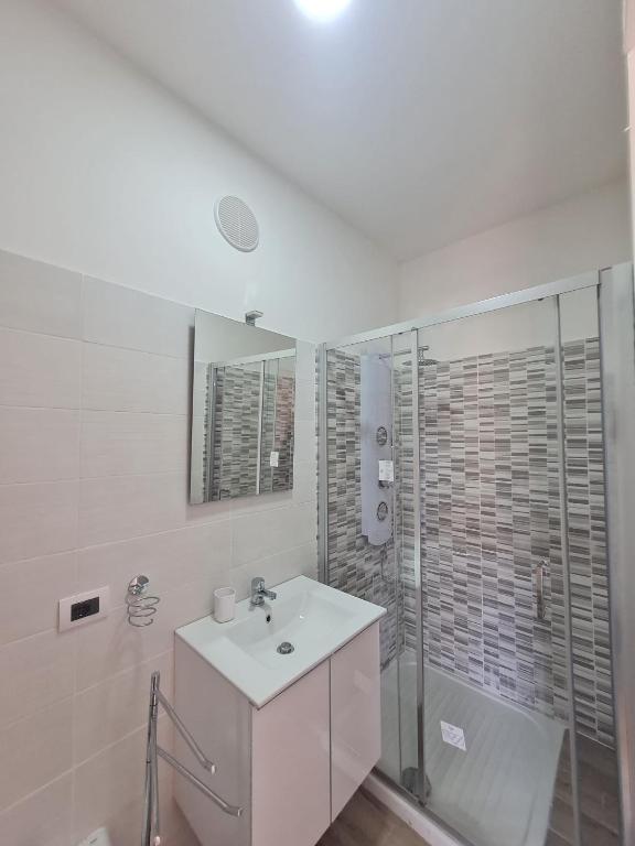 Koupelna v ubytování Scauri Rooms B&B