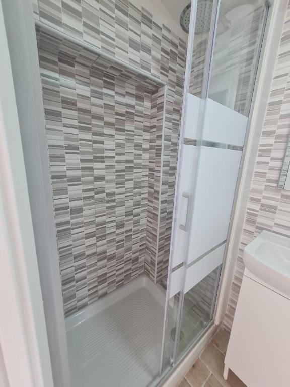 Koupelna v ubytování Scauri Rooms B&B