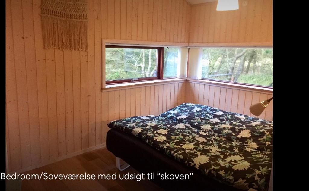 Postel nebo postele na pokoji v ubytování Luxury 109m2 cottage DunesNorthSea LøkkenBlokhus Denmark