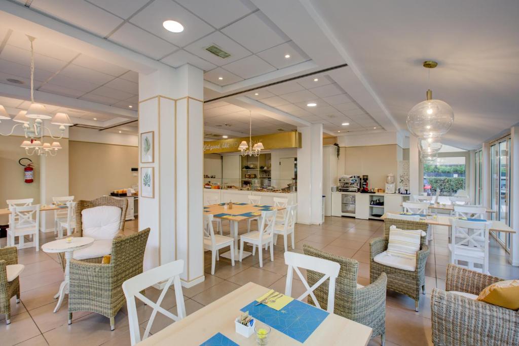 BeYou Hotel Villa Rosa - Resim 21