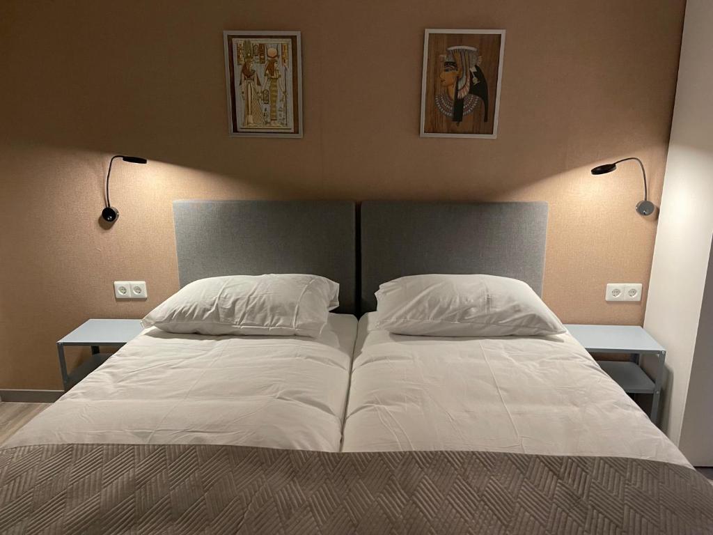 Hotel B&B Sint-Maria NEXT DOOR - Resim 36