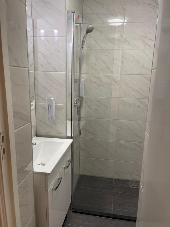 Hotel B&B Sint-Maria NEXT DOOR - Resim 38