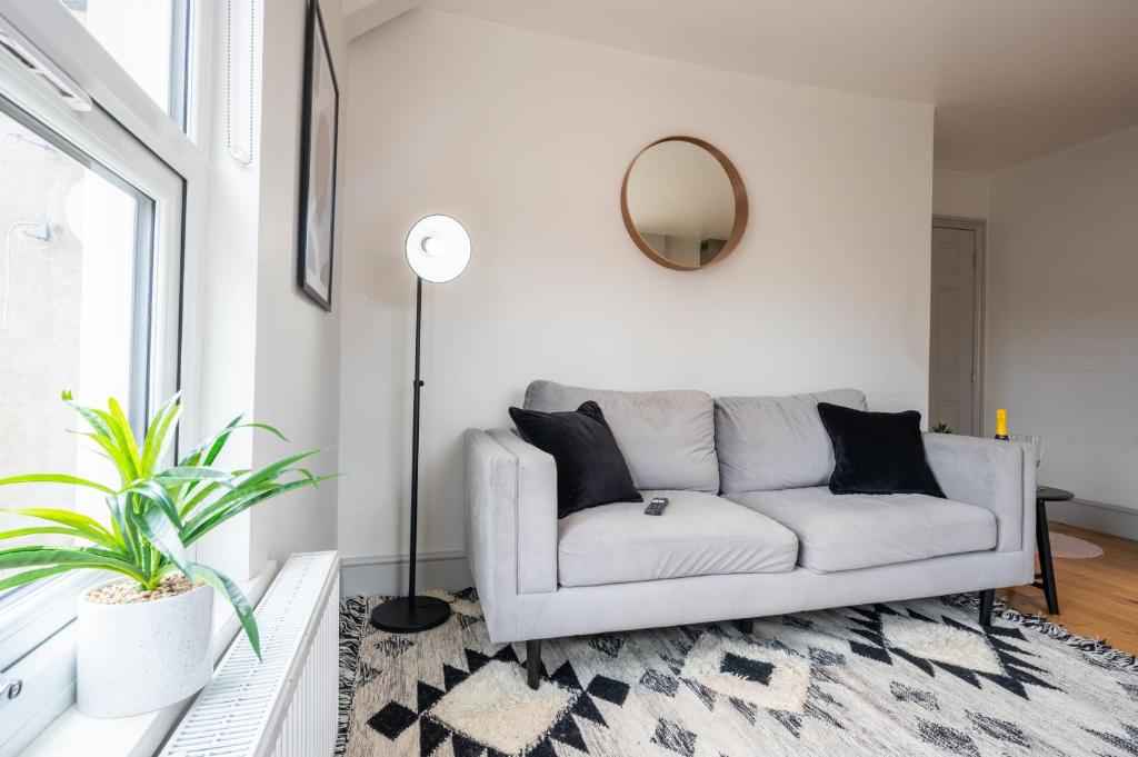 Richmond Place 3 by Tŷ SA - Central - Free Parking, Cardiff – Updated 2023  Prices