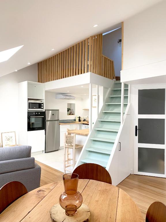 Kuchyň nebo kuchyňský kout v ubytování Appartement au centre de Toulouse