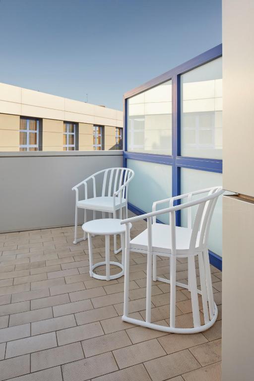 Balkón nebo terasa v ubytování Iraipe Logroño Hotel