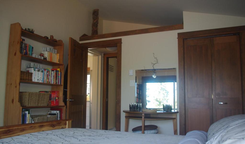 Postel nebo postele na pokoji v ubytování Wild Coast Chalets