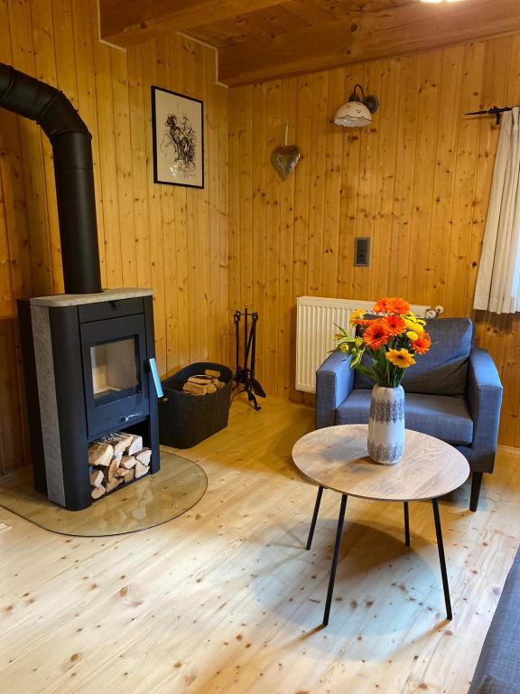 Posezení v ubytování FERIENHAUS WALDTRAUM