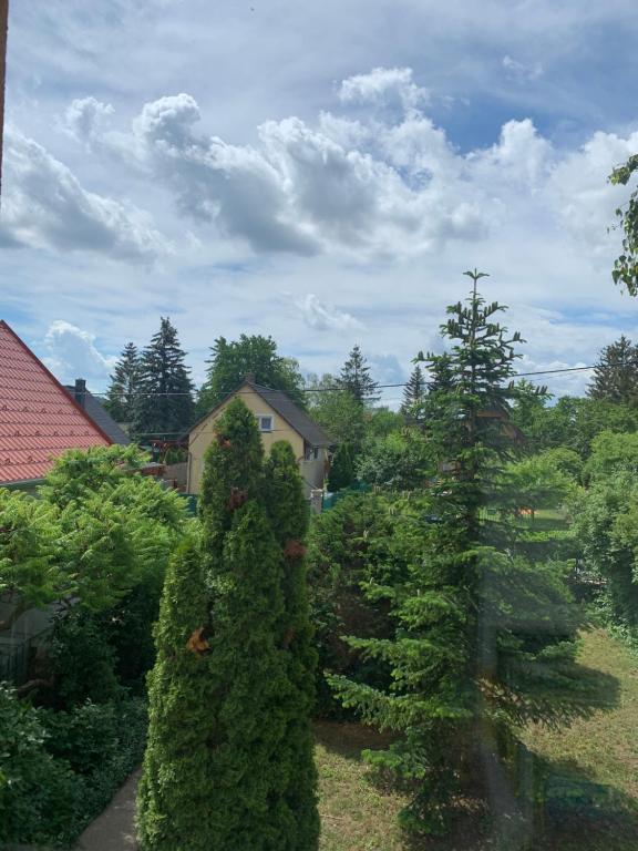 LakeLove Házikó Sopron- Erdő és tópart mellett - Huis Met één Slaapkamer