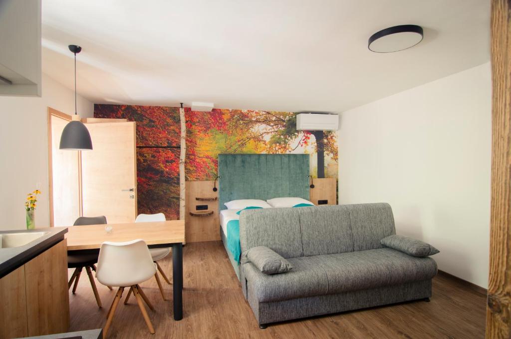 Posezení v ubytování Apartments with Private Saunas & WELLNESS Gobi