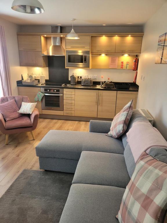 Blue Bay View - One Bed Apartment @ The Bay, Filey - Housity