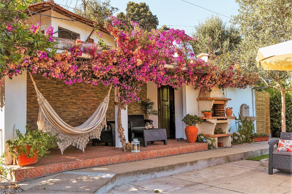 Cosy Countryside - Family House - Housity