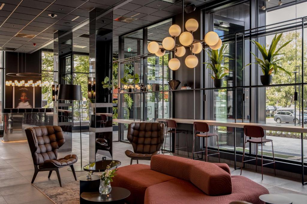 Radisson RED Oslo Økern - Resim 8