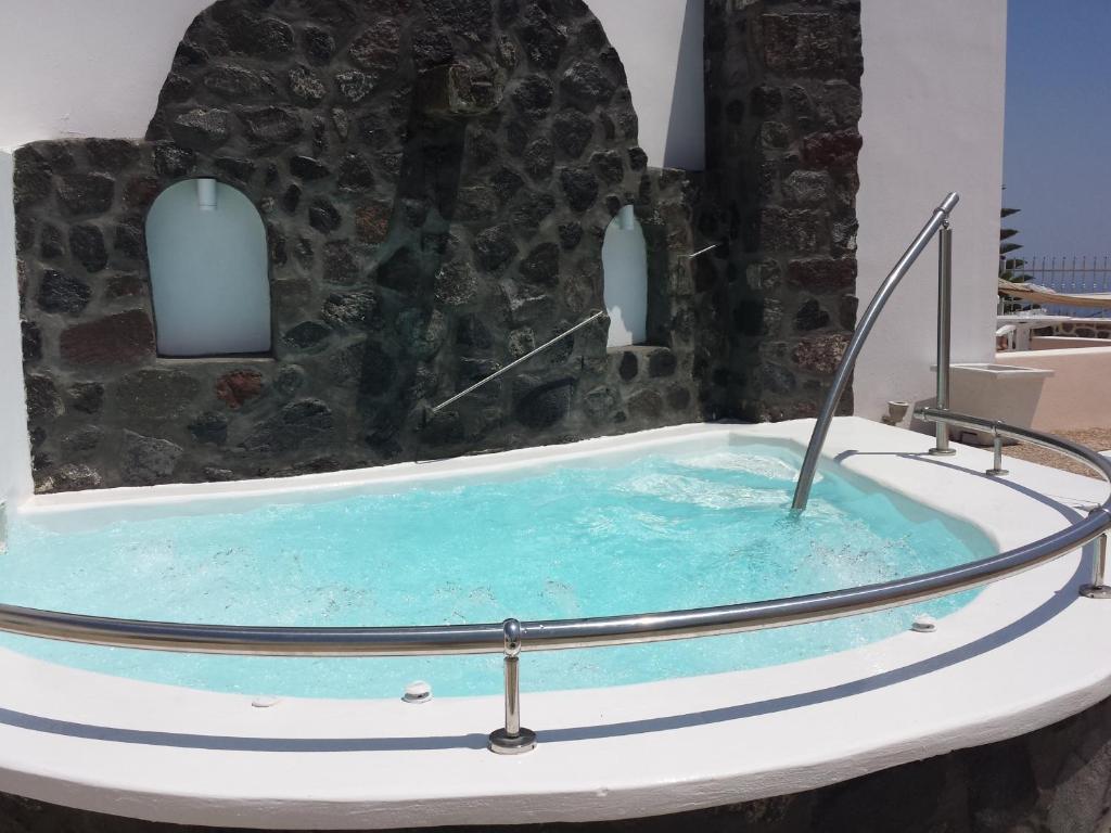 Bazén v ubytování Dream Island Hotel nebo v jeho okolí