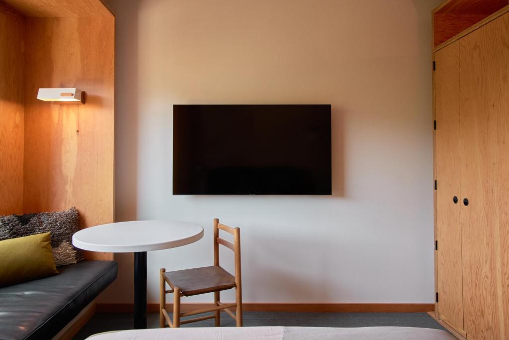 Ace Hotel Toronto photo 3