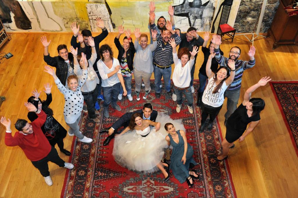 Hostia v ubytovaní Leventis Art Suites