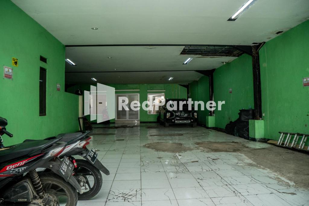 Kép Jabrix Hotel Mitra RedDoorz szállásáról Bandungban a galériában